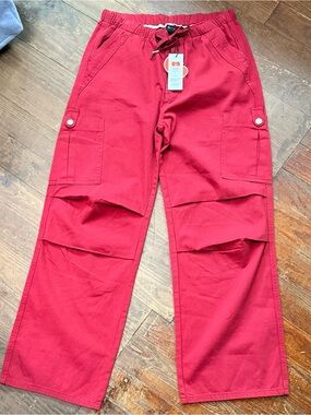 NWT CIDER MAROON CARGO UTILITY PANTS, SIZE LARGE